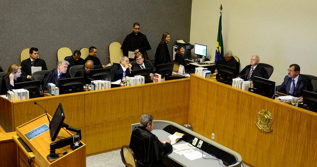 Sessão de julgamento no STJ: Sexta Turma do STJ trancou a ação penal que apurava o crime de aborto provocado pela própria gestante