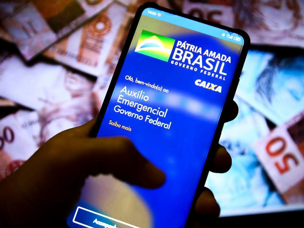 Banco Central autoriza Pix para quem recebe auxílio emergencial