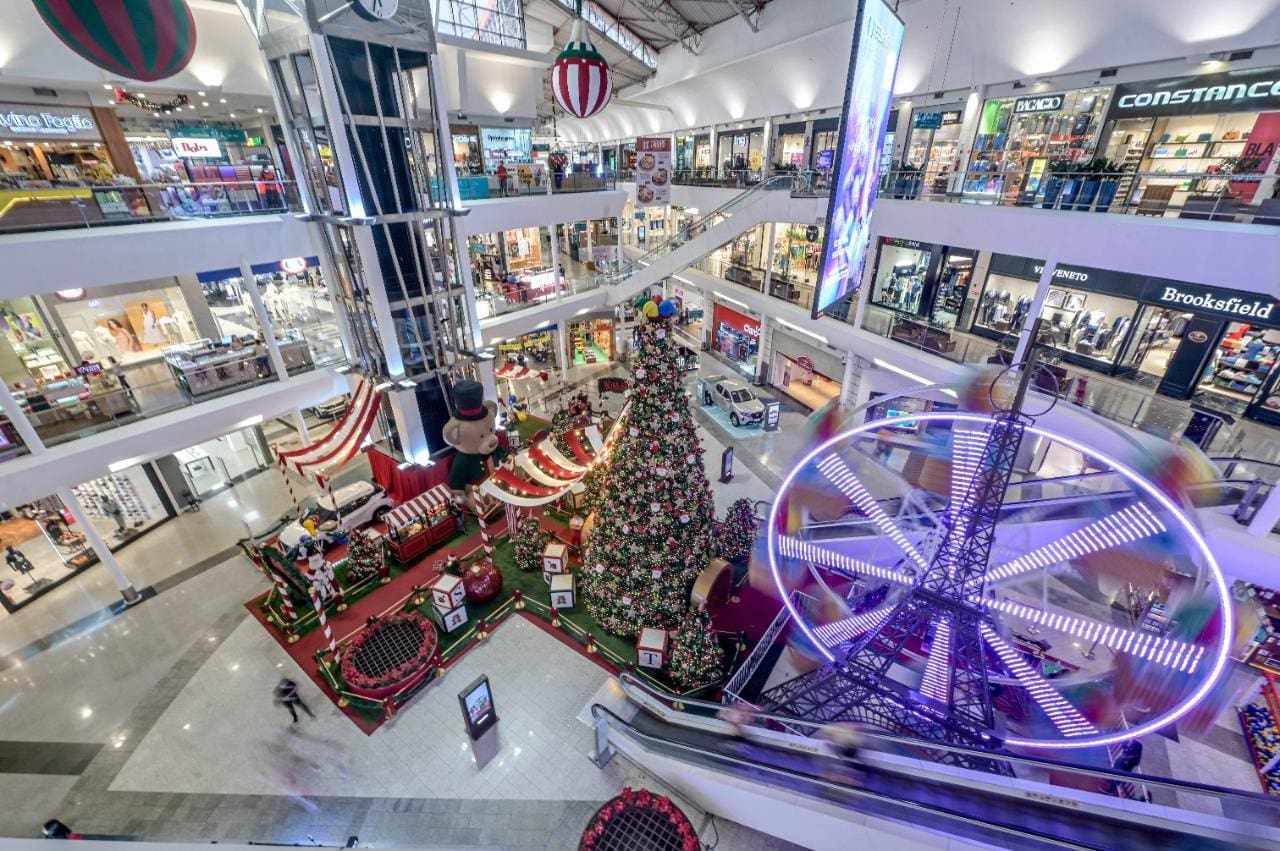 Roda gigante e 10 m é a grande atração de Natal do Shopping Del Rey