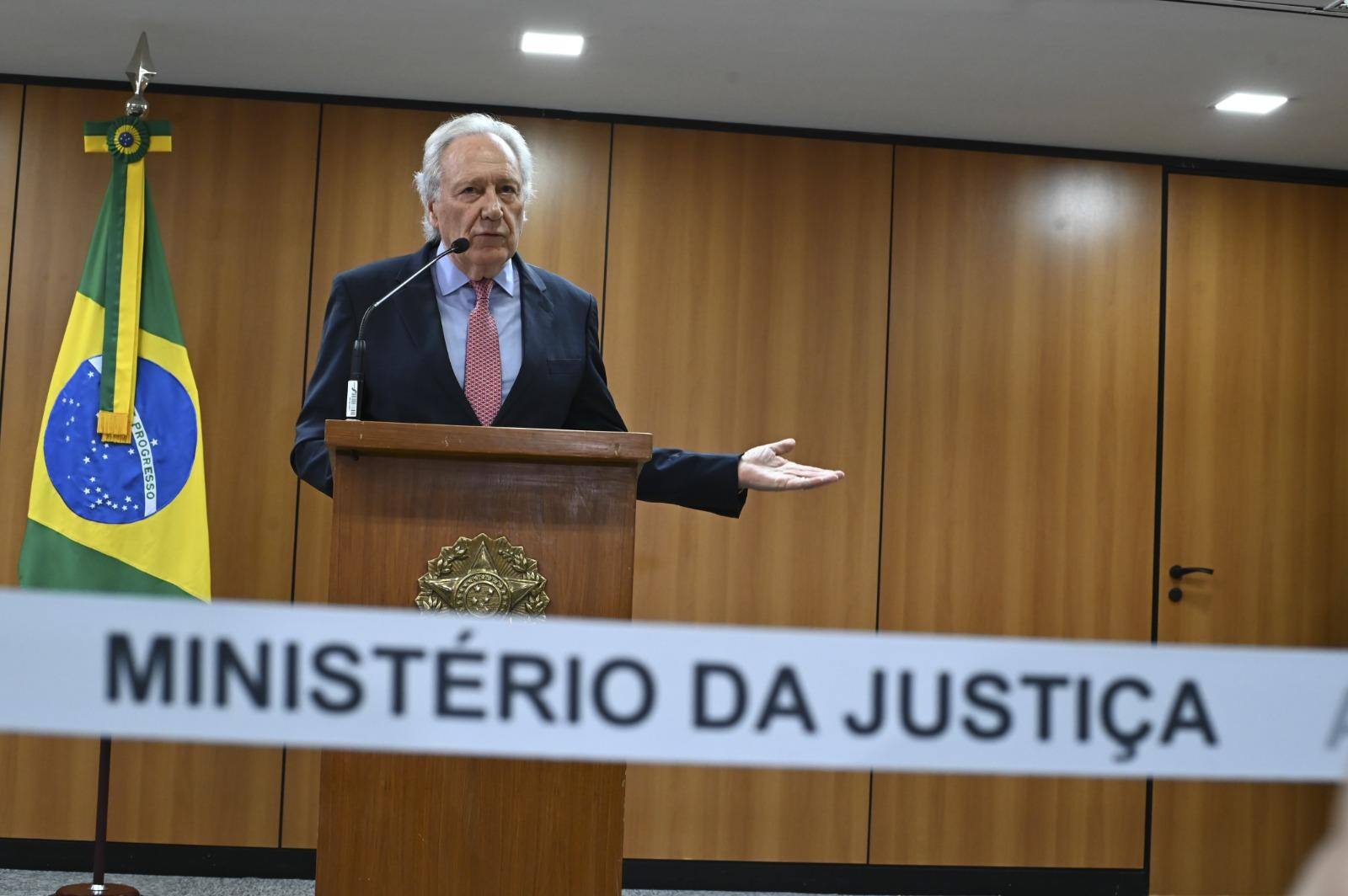 O ministro da Justiça e Segurança Pública, Ricardo Lewandowski, afirmou que o inquérito da PF já deve permitir ao MPF apresentar uma denúncia, se for o caso, contra um ou todos investigados