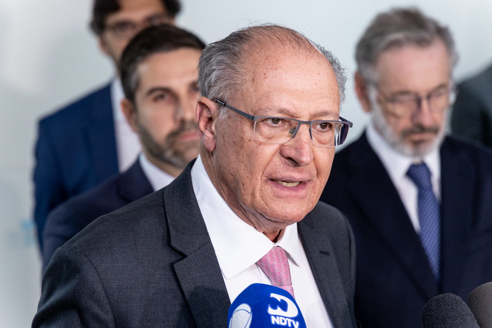 Alckmin anunciou que, 'finalmente', começaram as negociações por vias institucionais com o governo dos EUA sobre tarifaço