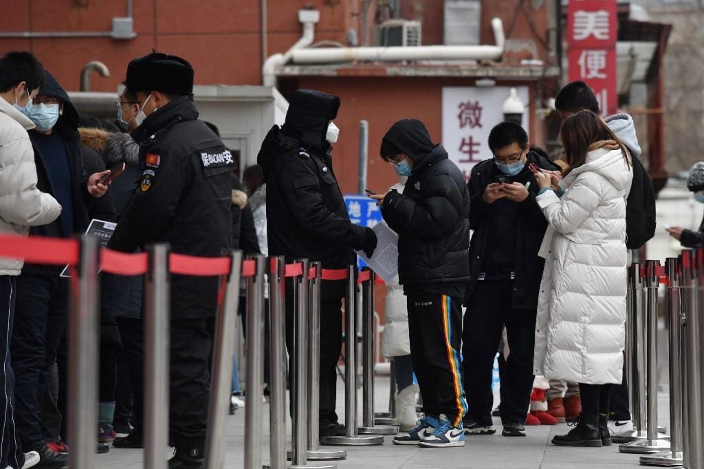 China informa duas mortes por Covid-19 em mais de um ano