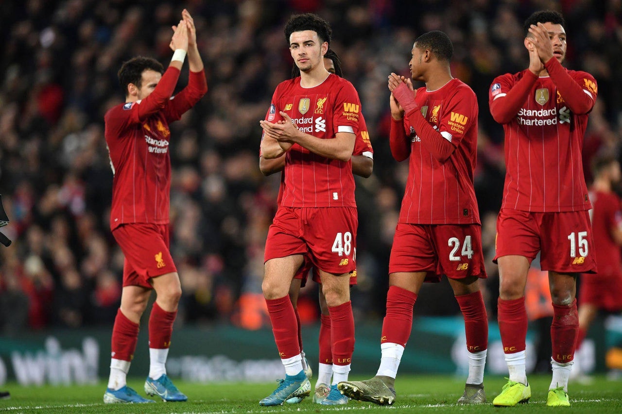 Jogadores do Liverpool comemoram