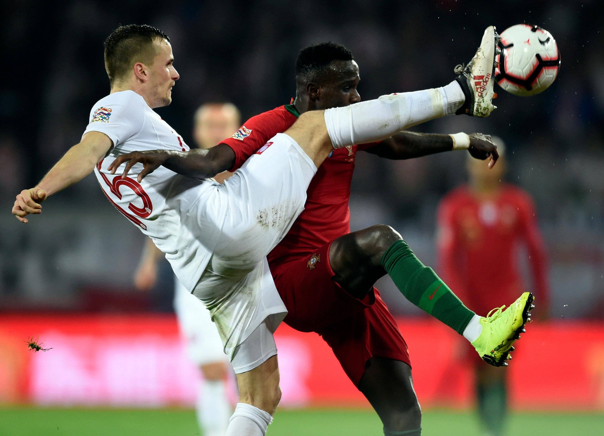 Sem Ronaldo e Lewandowski, Portugal e Polônia apenas empatam