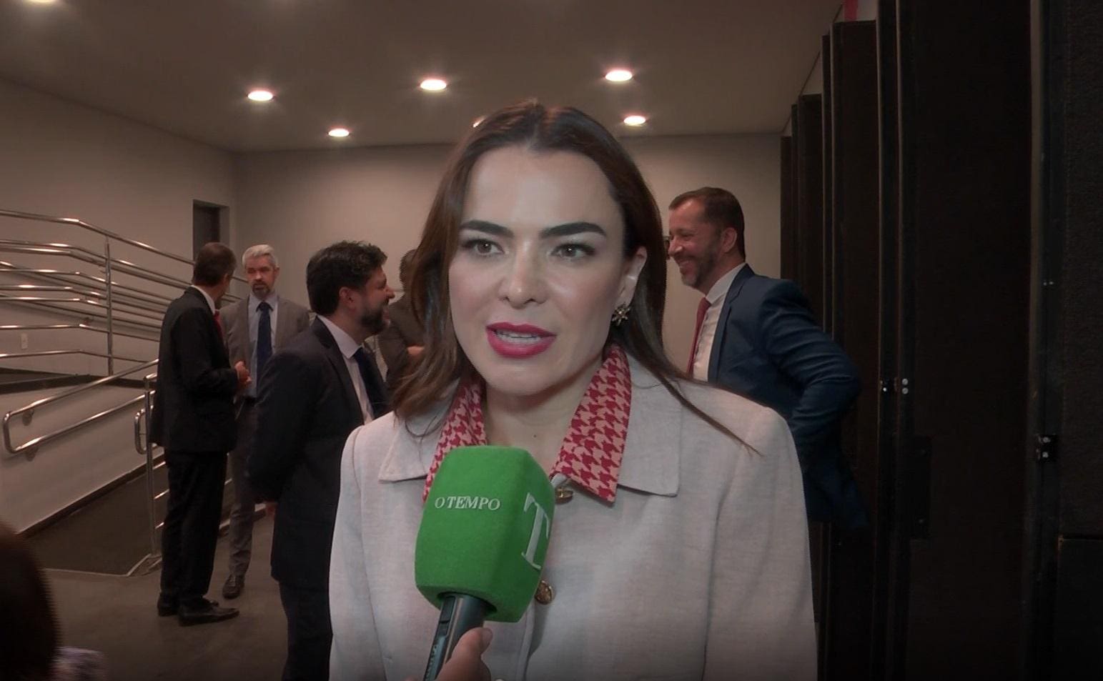 Delegada Tatiana Alves Torres