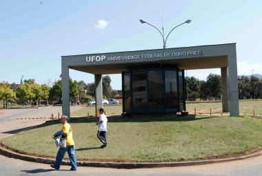 Universidade monitora estágio da pandemia nas localicades em que residem seus alunos