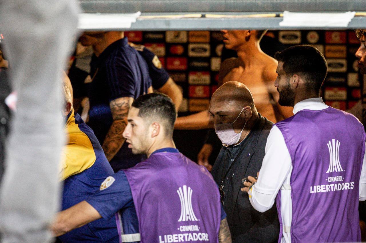 Jogadores foram apontados como autores de agressão e dano ao patrimônio