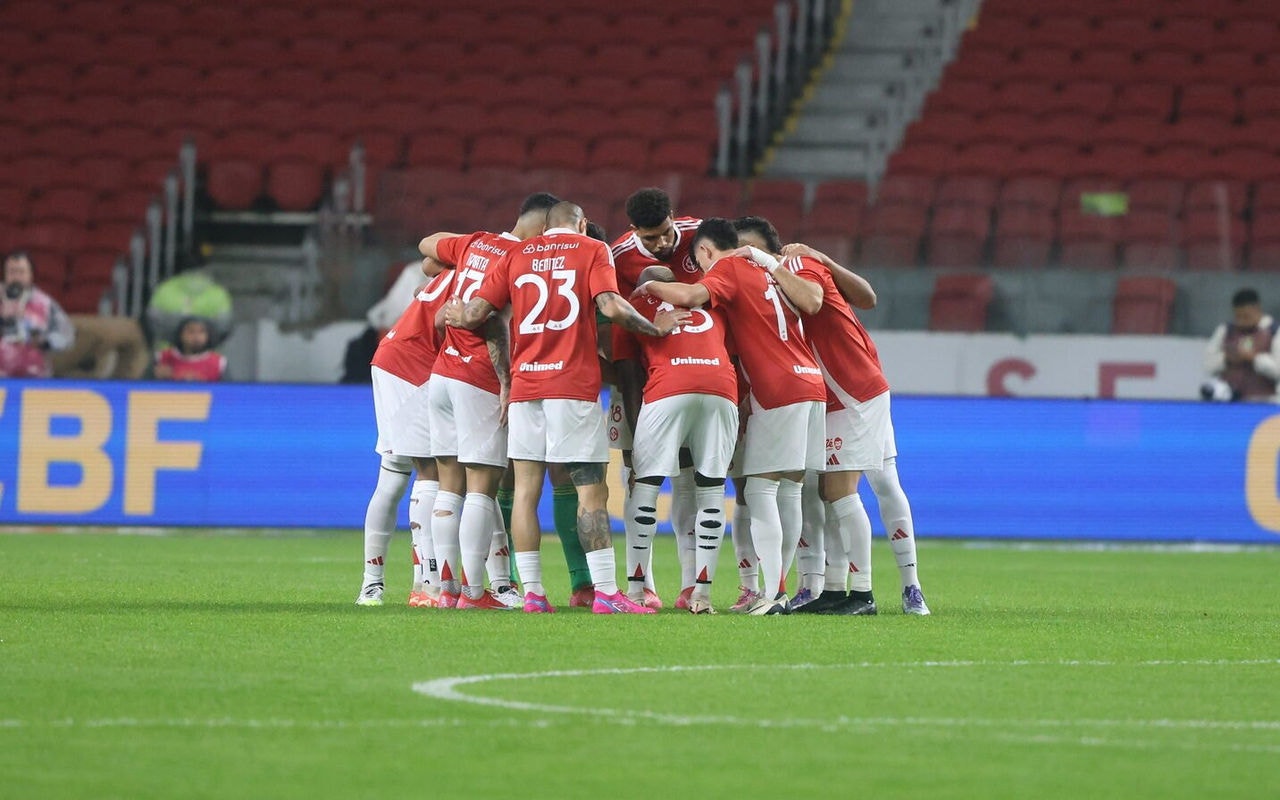 Jogadores chegam a diagnóstico sobre a má-fase (Foto: Ricardo Duarte/SC Internacional)