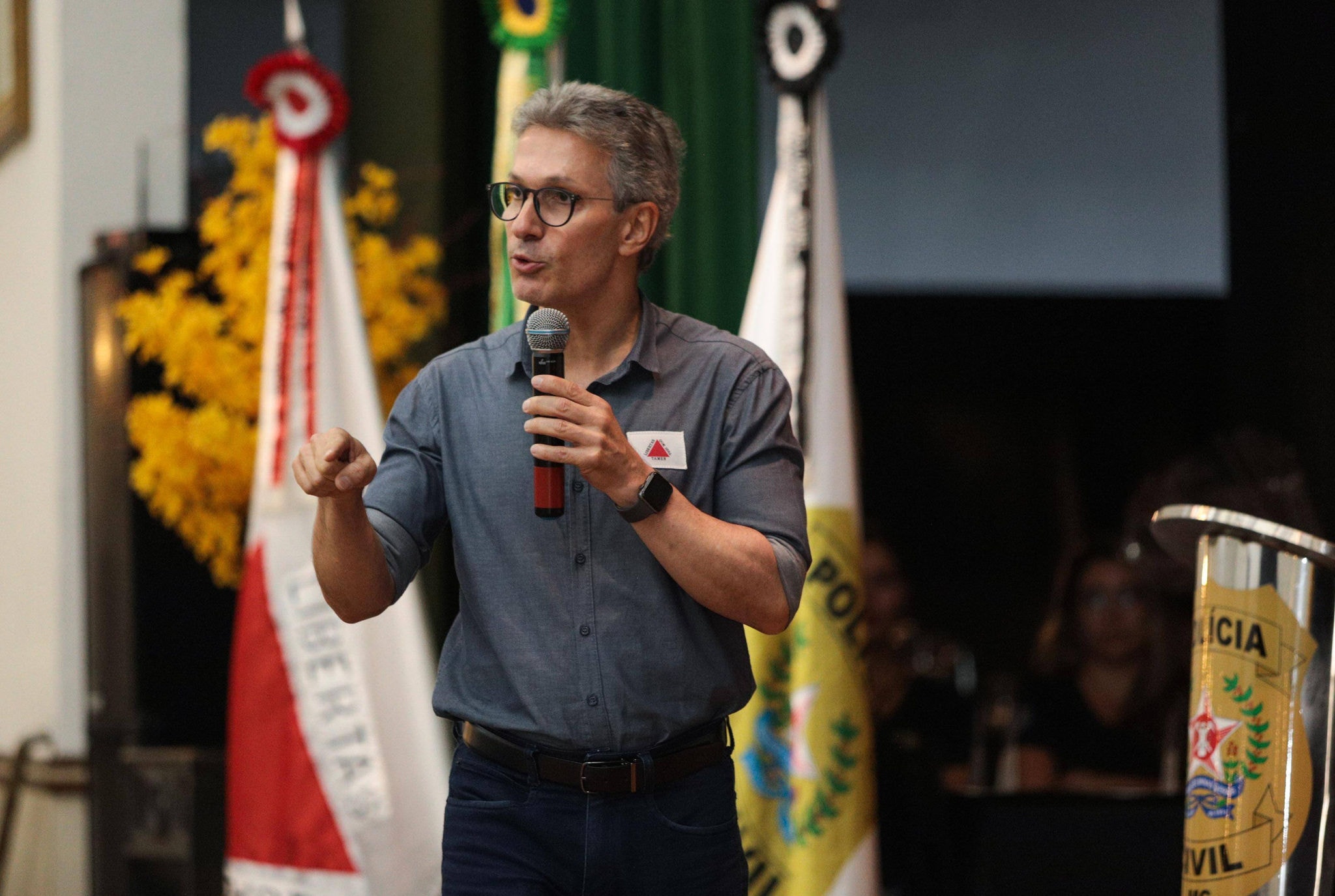 O governador Romeu Zema (Novo) durante uma palestra para alunos do curso de formação da Polícia Civil na última quinta-feira (5/10)