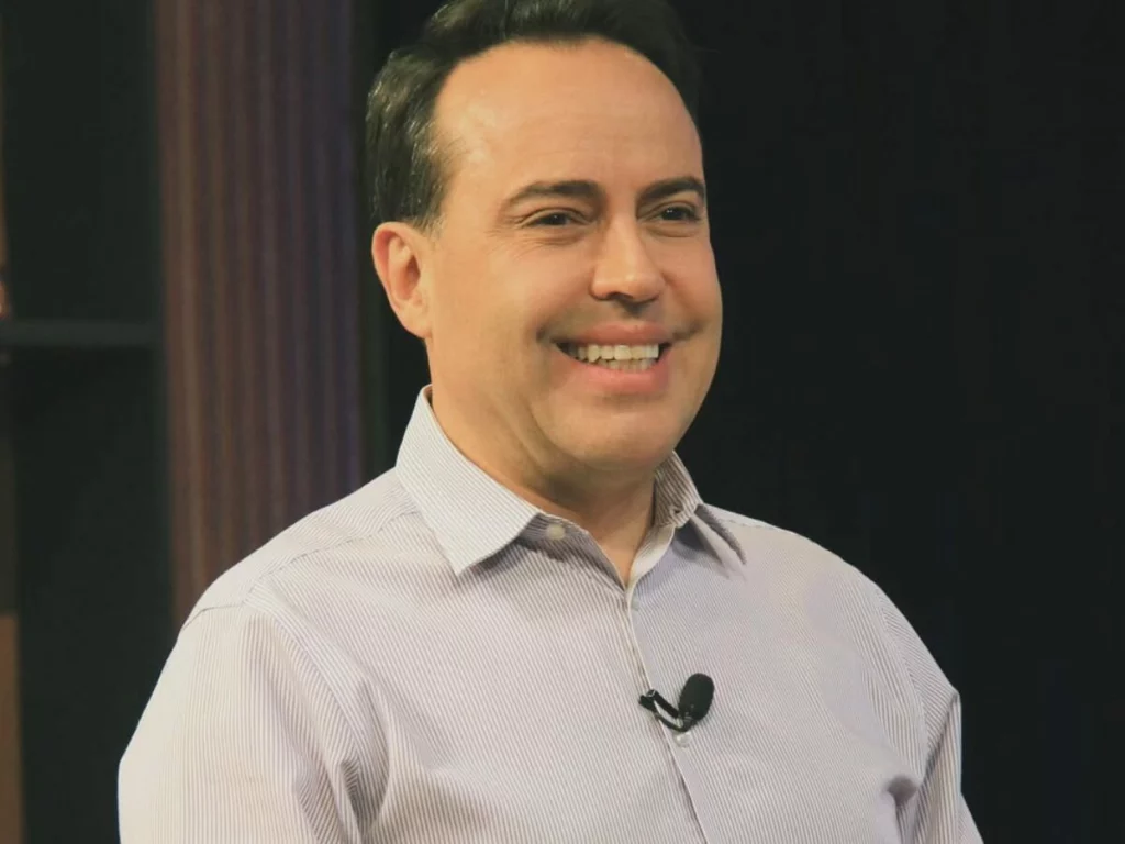 Rinaldi Faria