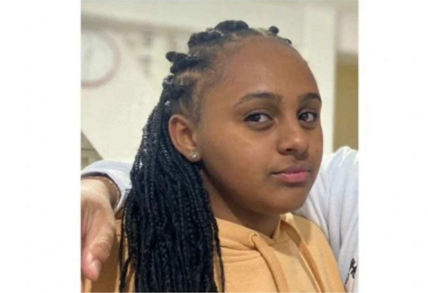 Menina saiu de casa no início da tarde e não voltou mais