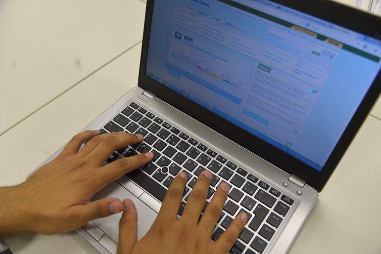 Receita paga nesta sexta restituições do 6º lote do Imposto de Renda