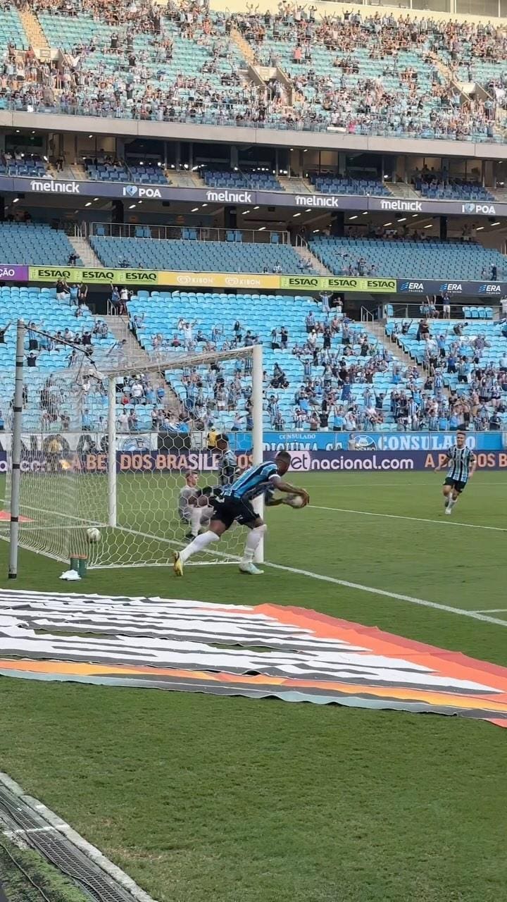 Grêmio empatou em 1 a 1 com São Luiz neste sábado (10)