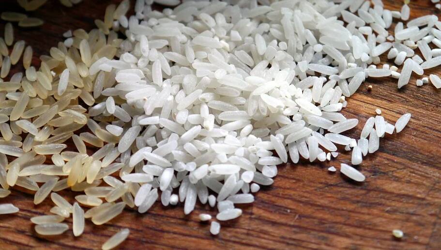 Pacote de 5Kg de arroz chegou a ser vendido a R$ 40