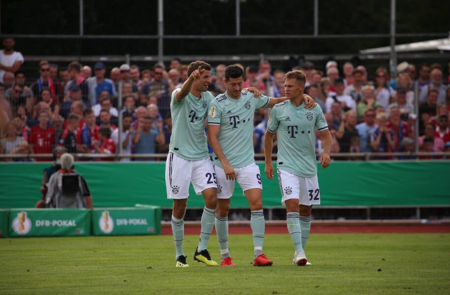 Bayern vence com dificuldade e brasileiro faz três em goleada do Hoffenheim