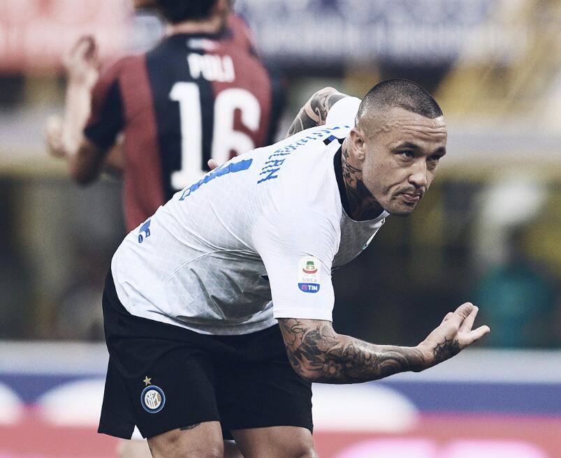 O belga Nainggolan, que trocou a Roma pela Inter nesta temporada, abriu o placar aos 21 minutos do segundo tempo O belga Nainggolan, que trocou a Roma pela Inter nesta temporada, abriu o placar aos 21 minutos do segundo tempo