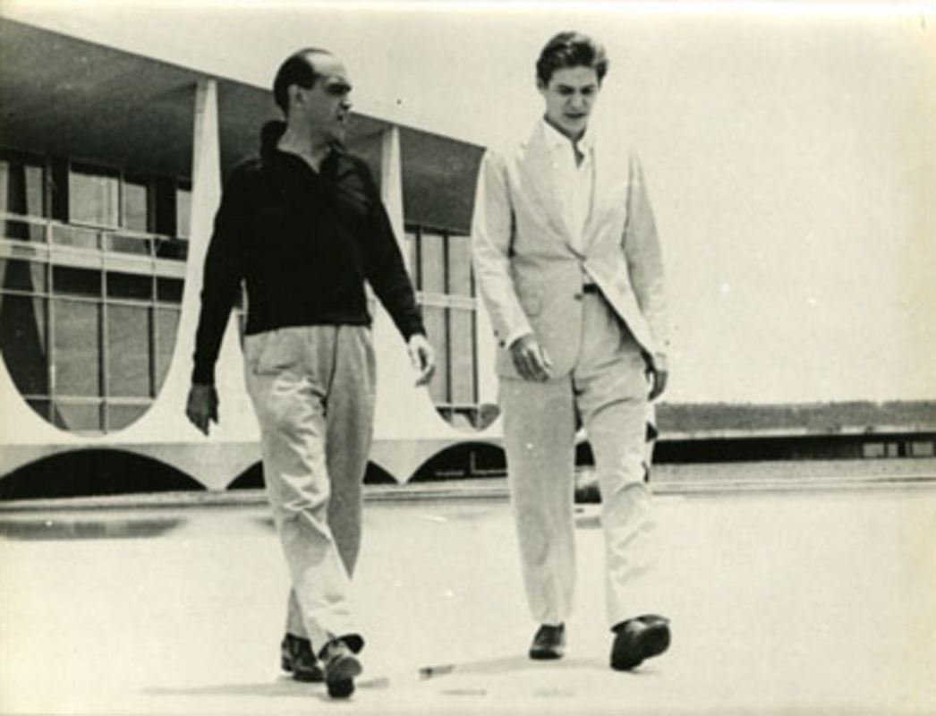 Oscar Niemeyer e Tom Jobim no Palácio da Alvorada