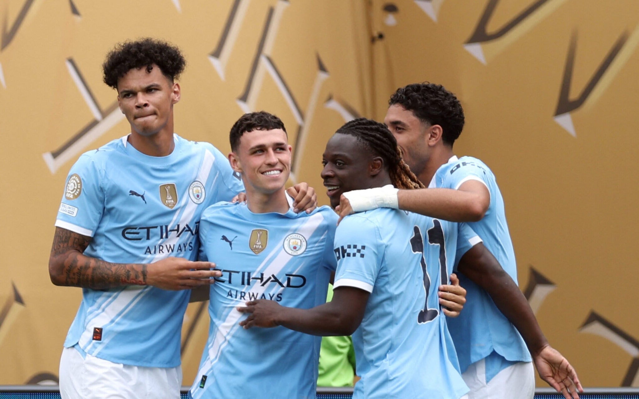 Manchester City comemora gol marcado contra o Wydad Casablanca pelo Mundial (Foto: Charly TRIBALLEAU / AFP)