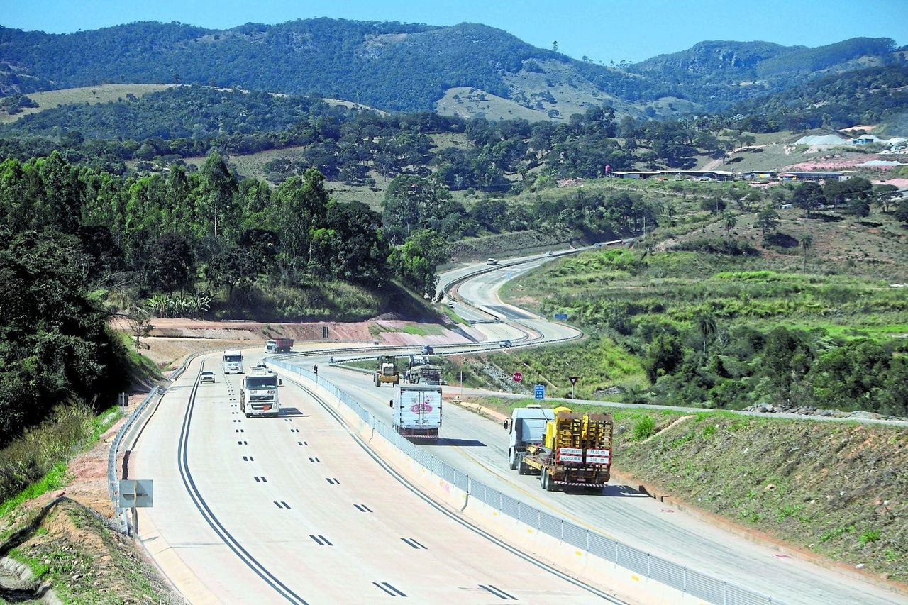 BR - 381, na altura do municipio de Nova Uniao , na regiao central de Minas Gerais