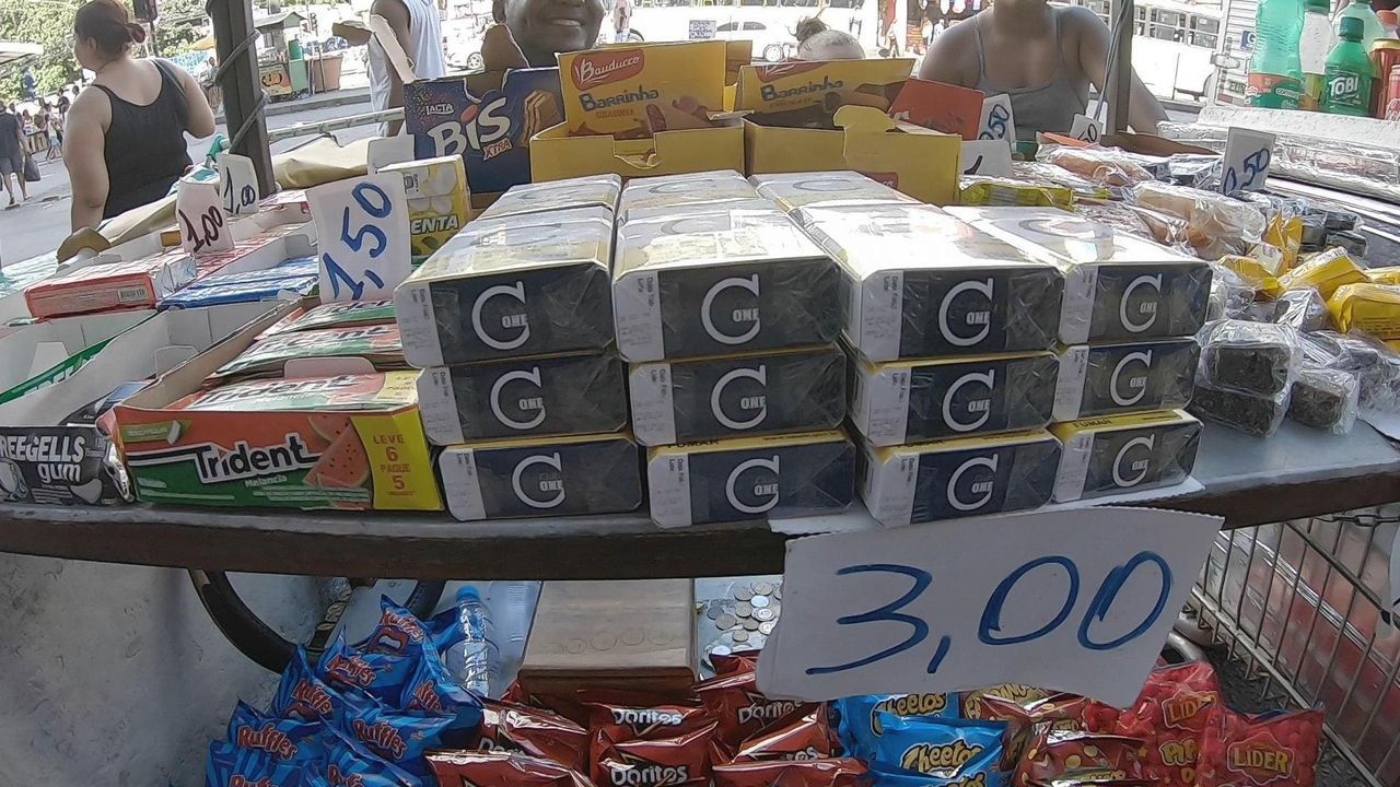 Cigarro ilegal