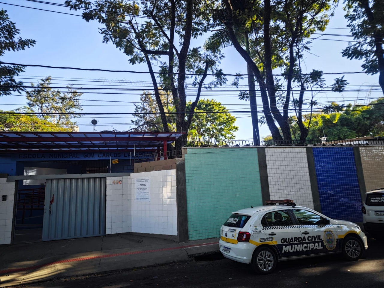 Ataque a faca aconteceu Escola Municipal Governador Carlos Lacerda, localizada no bairro Ipiranga, 