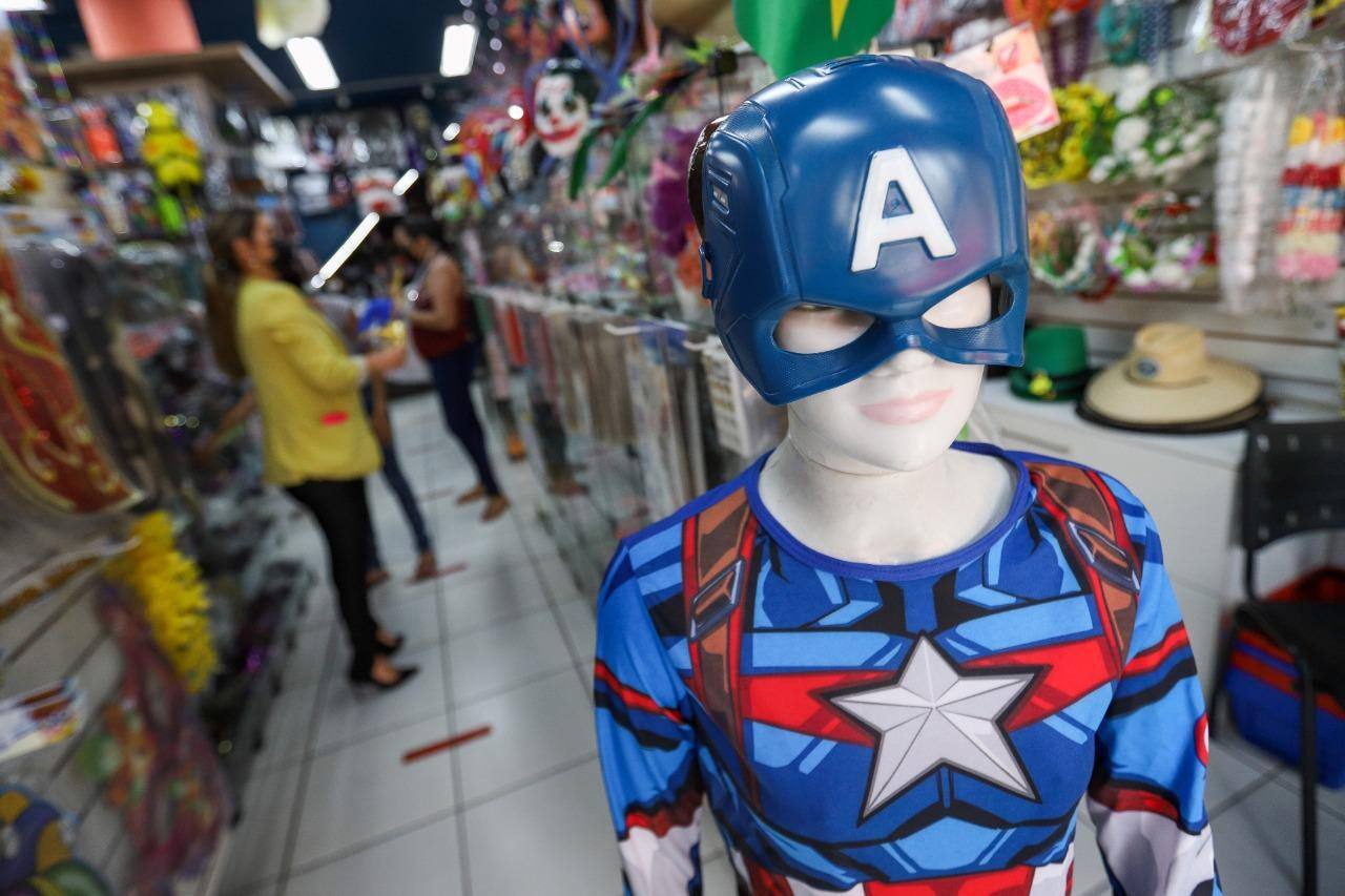 Comerciantes estão otimistas com as vendas para o Carnaval