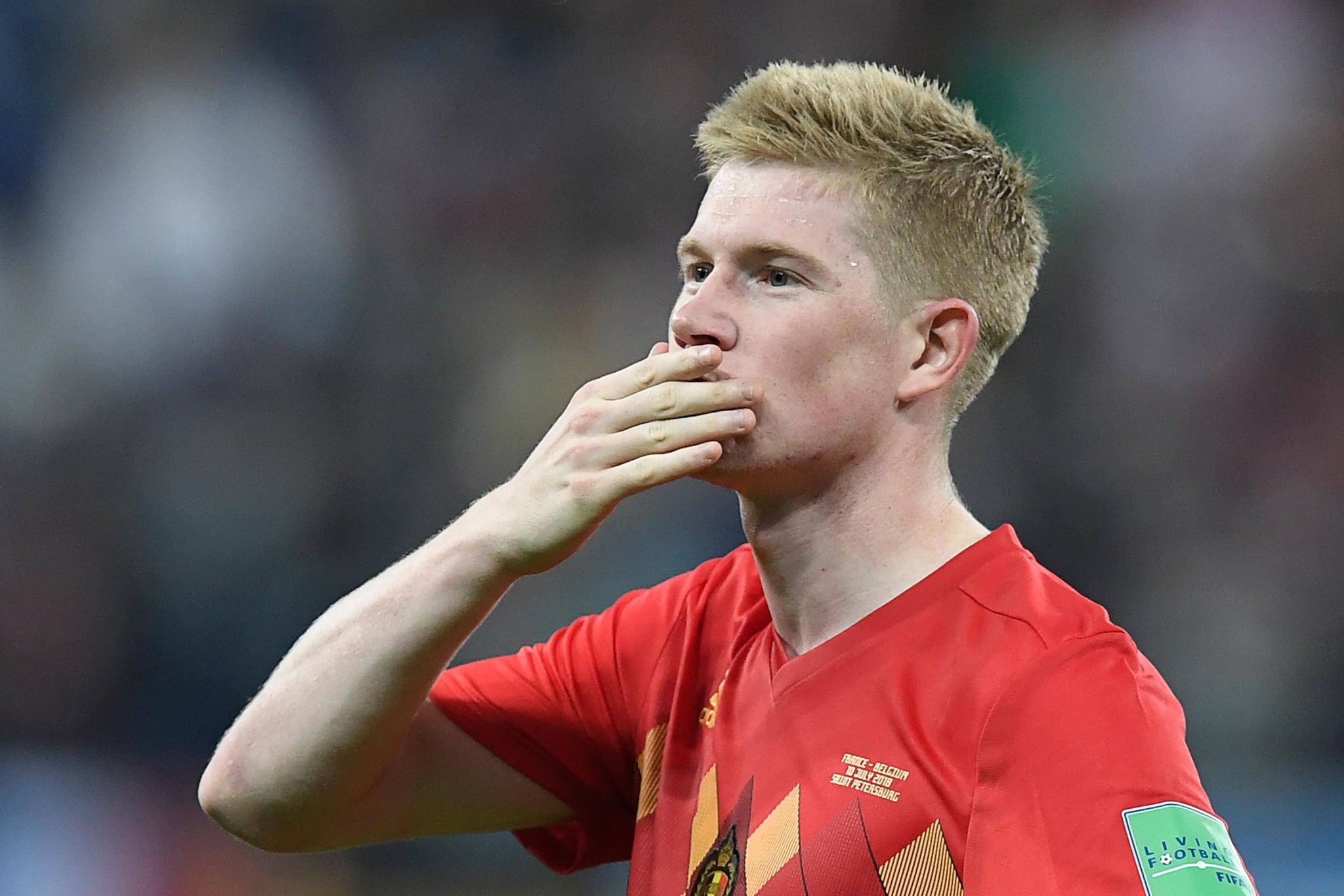 De Bruyne preocupa todo o clube Manchester City por conta de lesão no joelho direito sofrida durante o treino