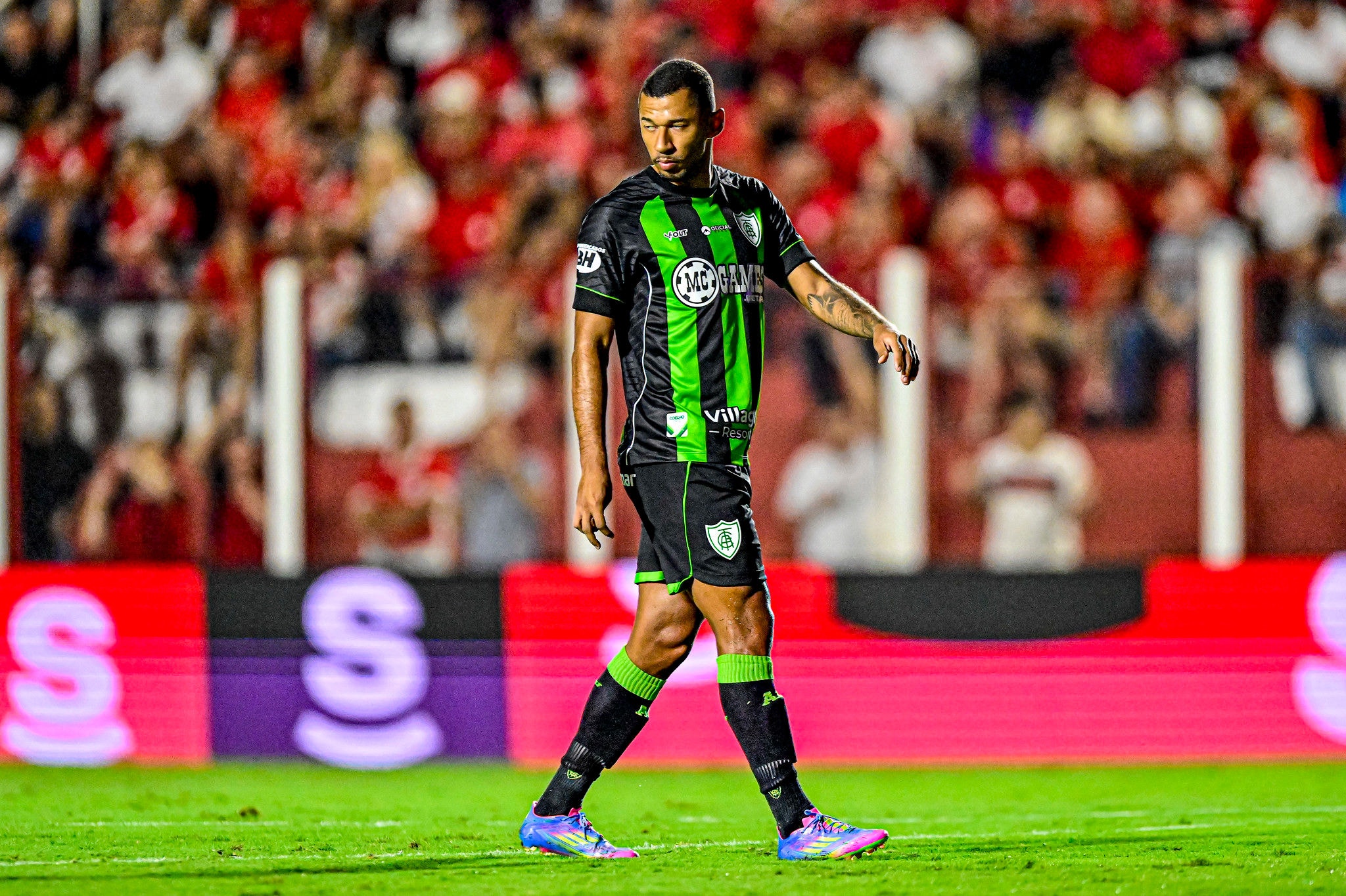 Fabinho acumula oito participações em gol, com quatro bolas na rede e quatro assistências em 18 jogos disputados