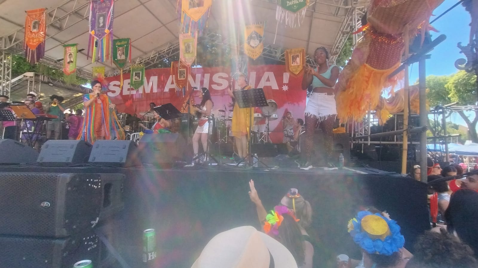 O show acontece na praça XV, que é ampla e plana, garantindo a locomoção de todos