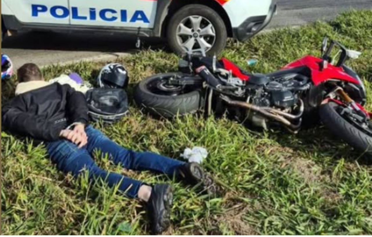 Suspeito foi preso após ser interceptado pela PM na Fernão Dias