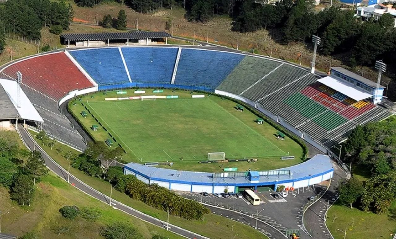 Estádio Municipal Radialista Mário Helênio, em Juiz de Fora
