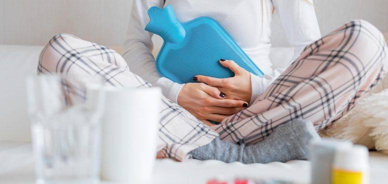 Mudança de rotina em função da pandemia afeta ciclo menstrual e pode acentuar dores causadas por cólicas