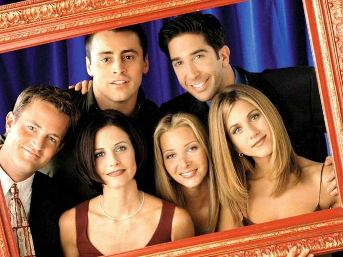 Elenco de Friends quebra o silêncio após a morte de Matthew Perry