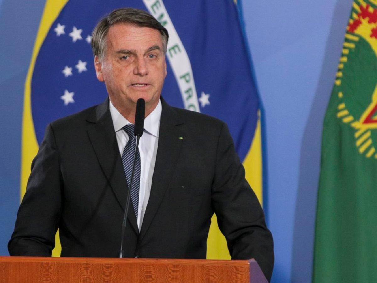 Jair Bolsonaro tem presença marcada no programa Pânico na sexta-feira