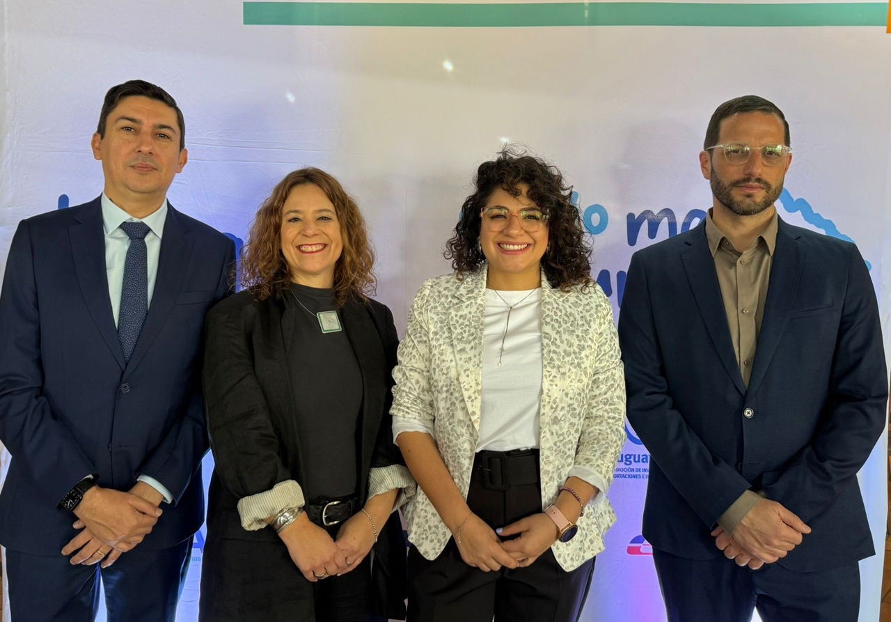 Da equipe do Ministério do Turismo do Uruguai, Luís Dario Ávila Mendonça (cônsul do Uruguai em BH), Maria Julia Fernández (coordenadora de promoção e comunicação), Paula Alves (departamento de marketing) e Cristian Pos Dalmás (diretor Nacional de Turismo)