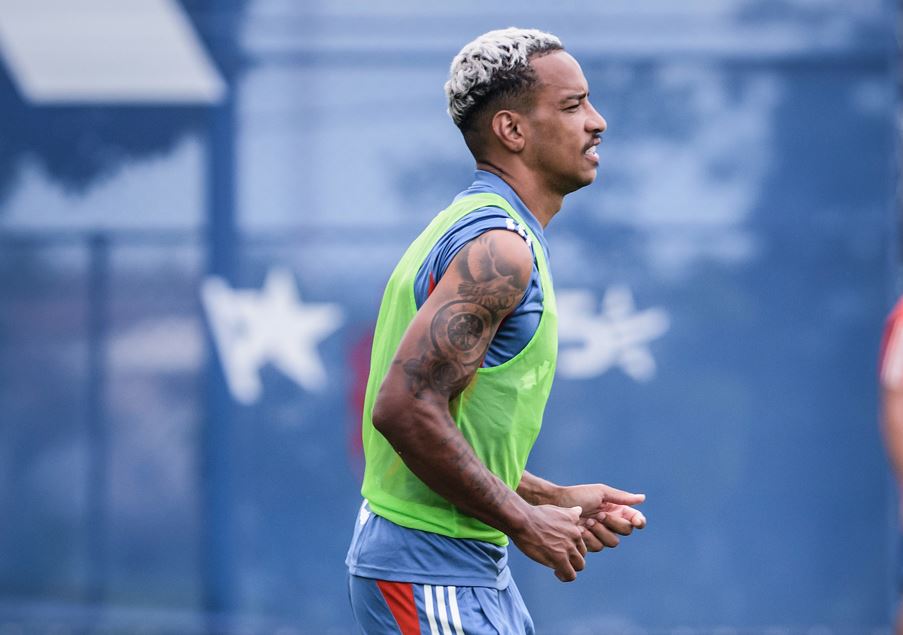 Matheus Pereira é o camisa 10 da Raposa