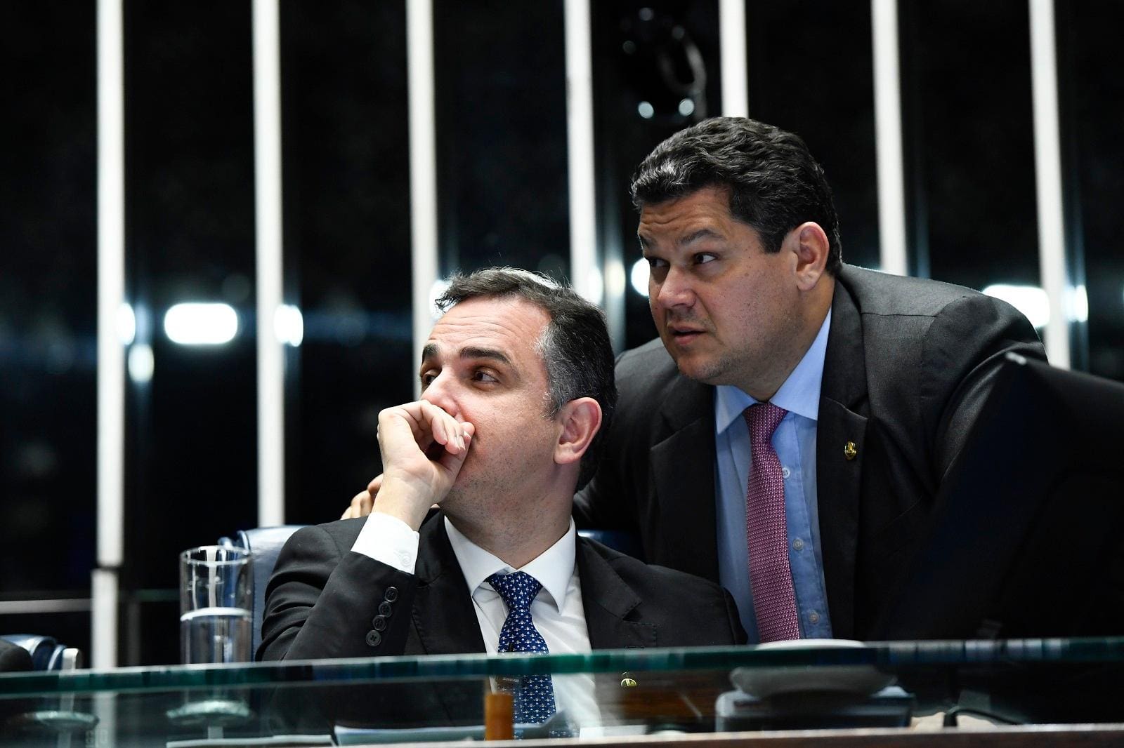 Rodrigo Pacheco e Davi Alcolumbre são aliados e articulam juntos o avanço de propostas no Senado
