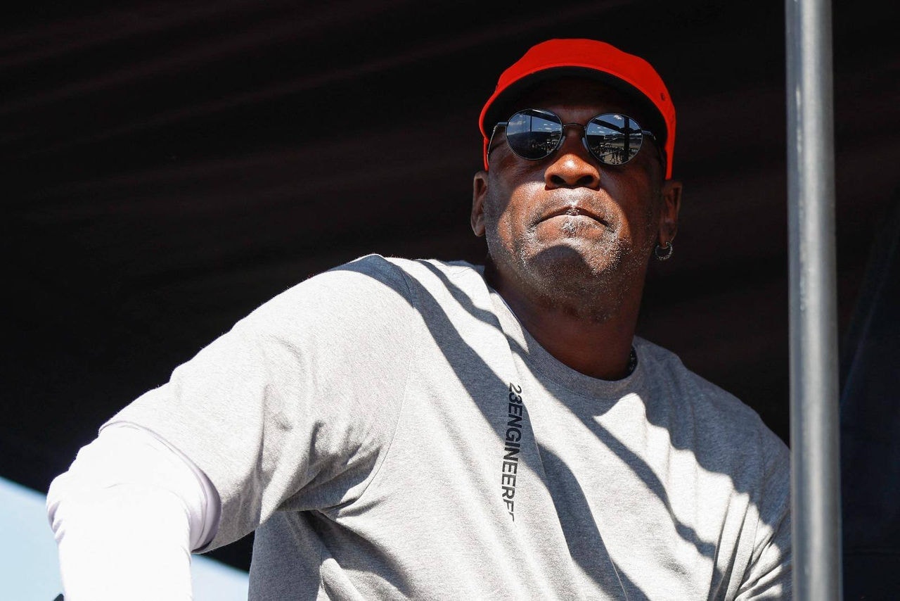 Mansão de Michael Jordan é invadida