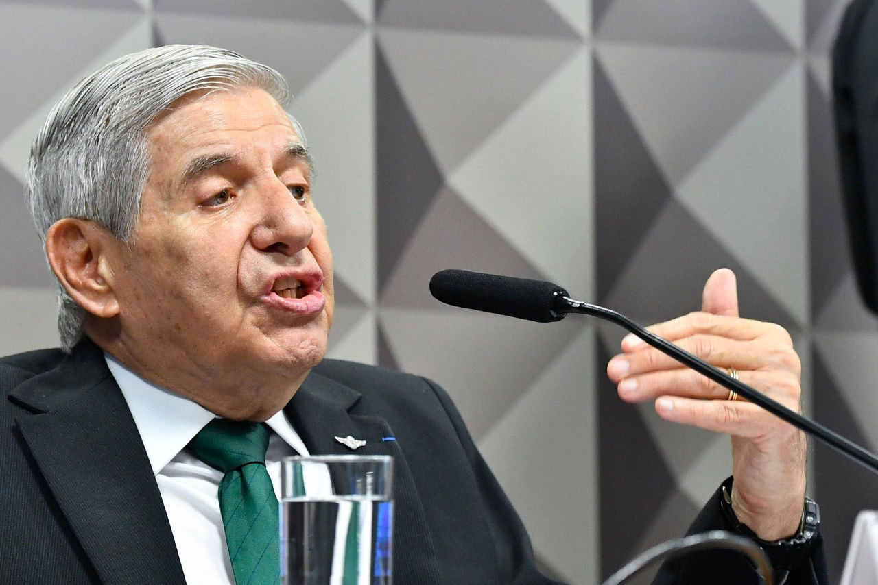 Ex-chefe do GSI, o general da reserva Augusto Heleno depões na CPMI do 8 de janeiro