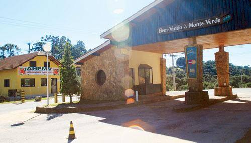 Portal de entrada de Monte Verde; distrito com apenas 5000 moradores é totalmente voltado ao turismo