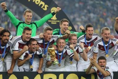 Campeões alemães dominaram o ranking e Toni Kroos foi eleito o melhor