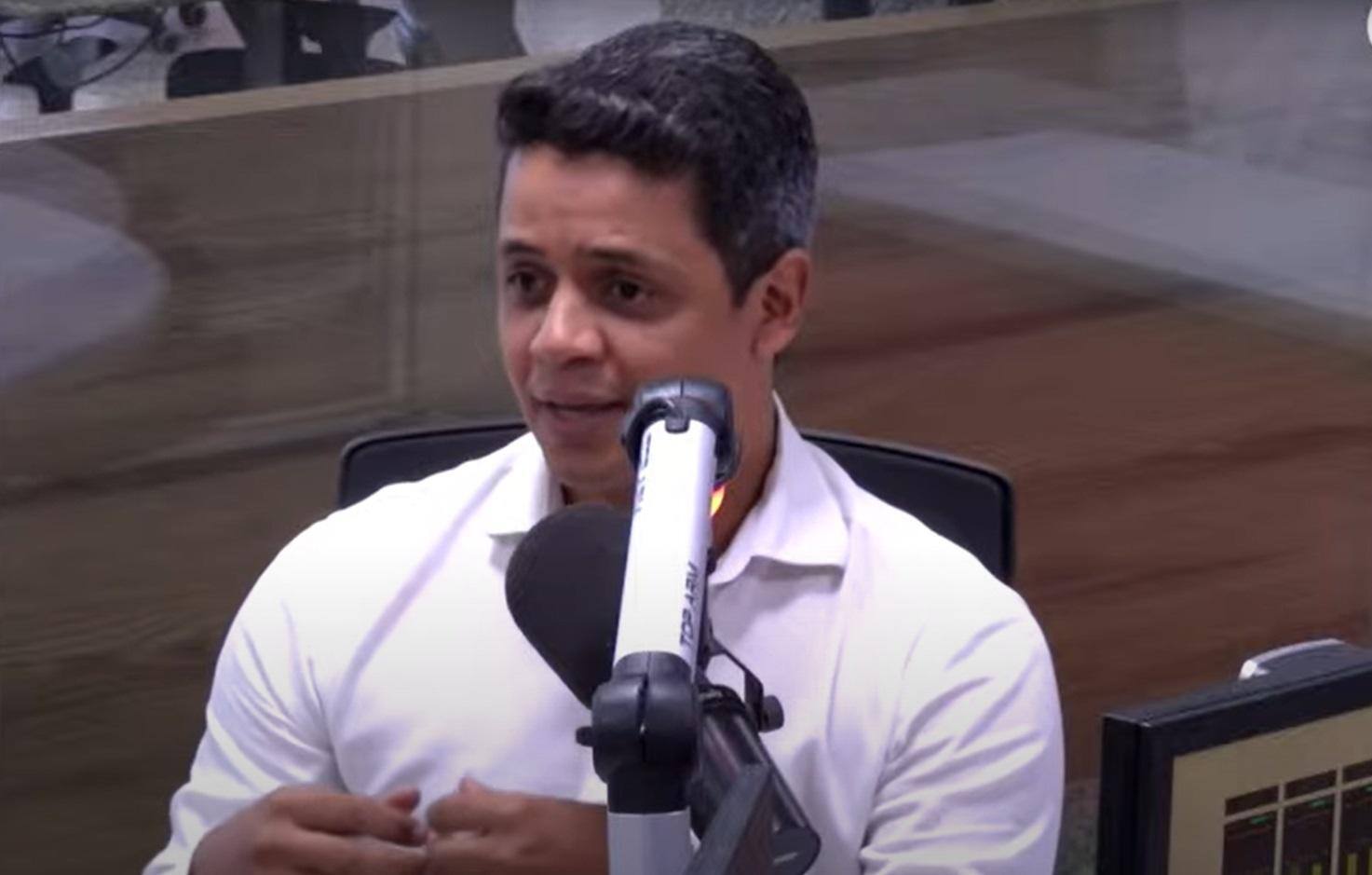O vice-prefeito de Sabará, Lucas Silva (PP), foi o entrevistado do Café com Política desta terça-feira (24)