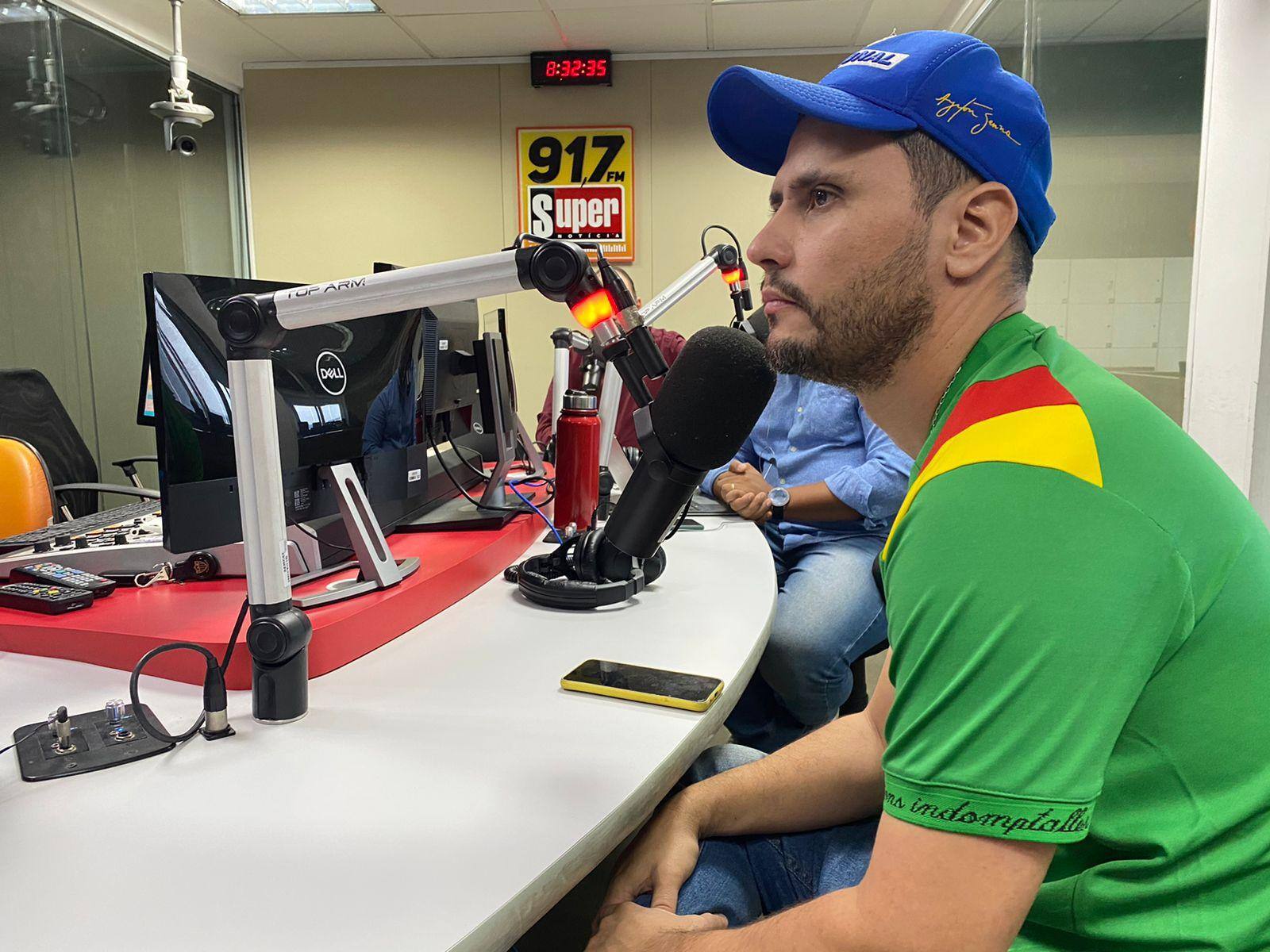 Se eleito ao Senado, Cleitinho garante que vai fiscalizar o STF: 'não tenho rabo preso'