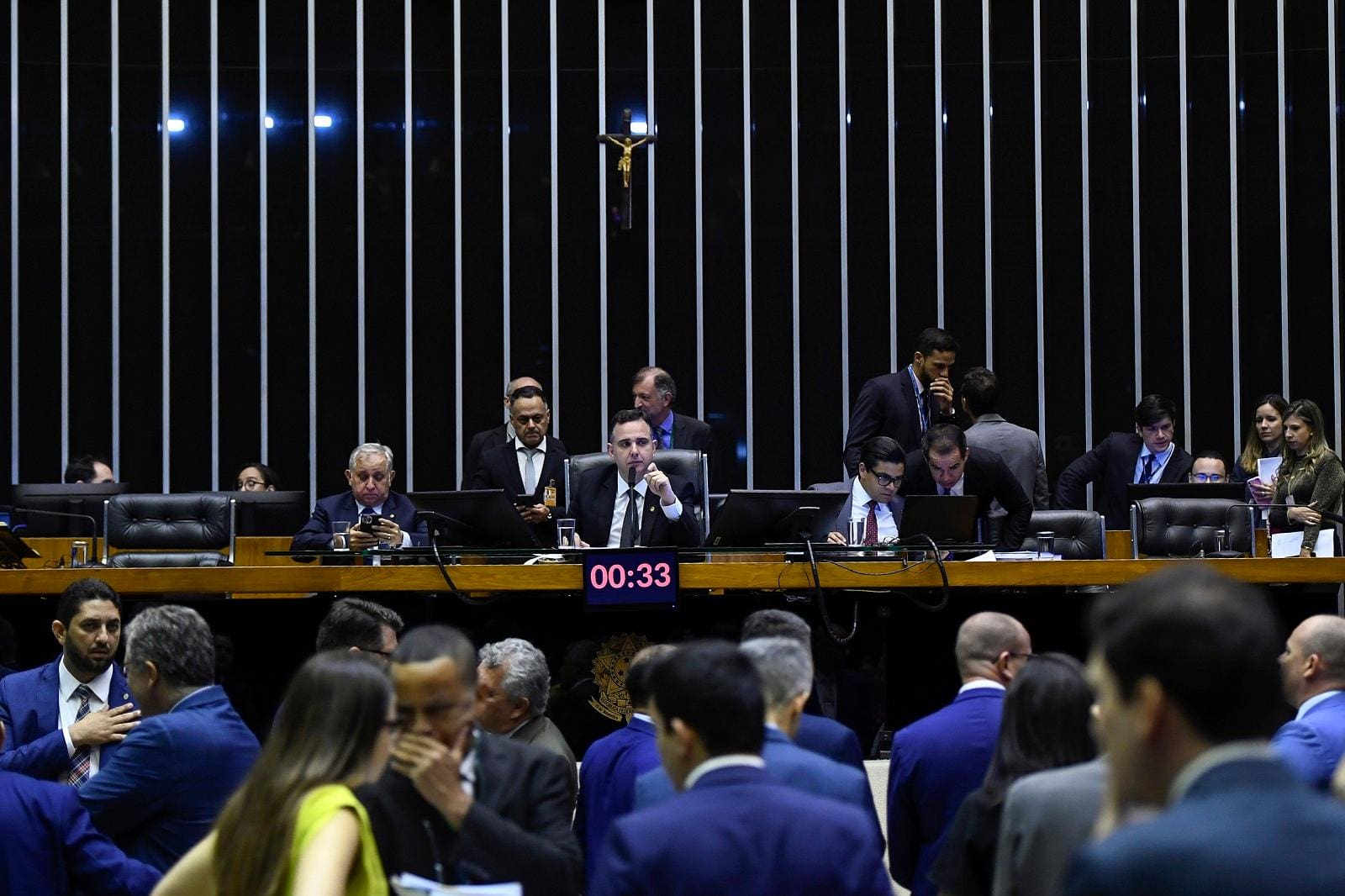 Sessão do Congresso Nacional desta terça-feira (19), comandada pelo mineiro Rodrigo Pacheco