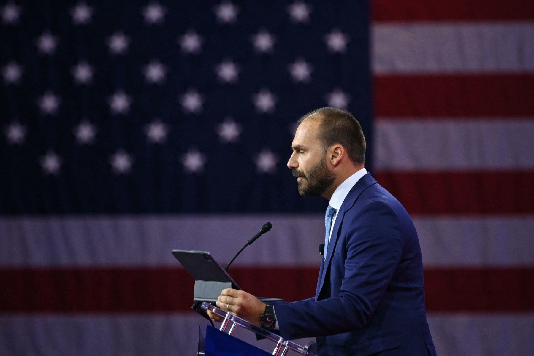 Eduardo Bolsonaro anunciou em março que iria passar um período nos Estados Unidos