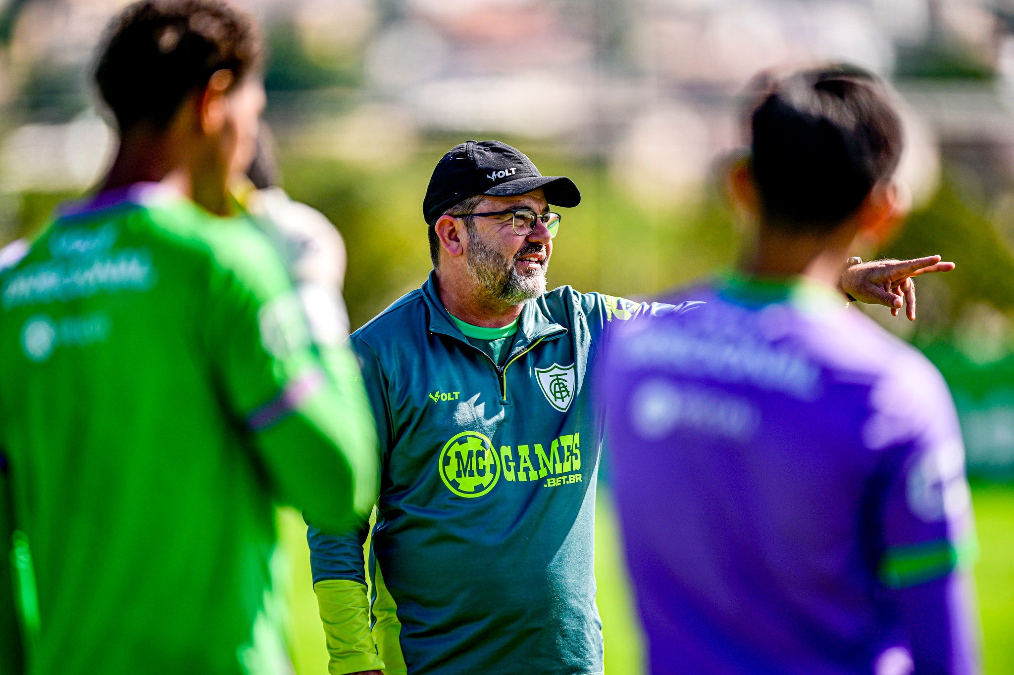 Enderson Moreira prepara o América para enfrentar o Criciúma