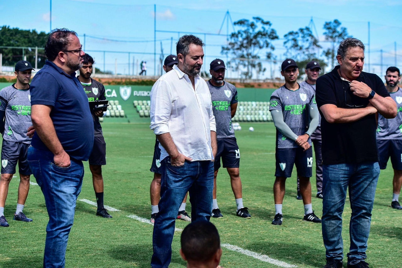 Cargo de Mattos fica justamente entre o do presidente da SAF, Marcus Salum, e do diretor de futebol, Fred Cascardo