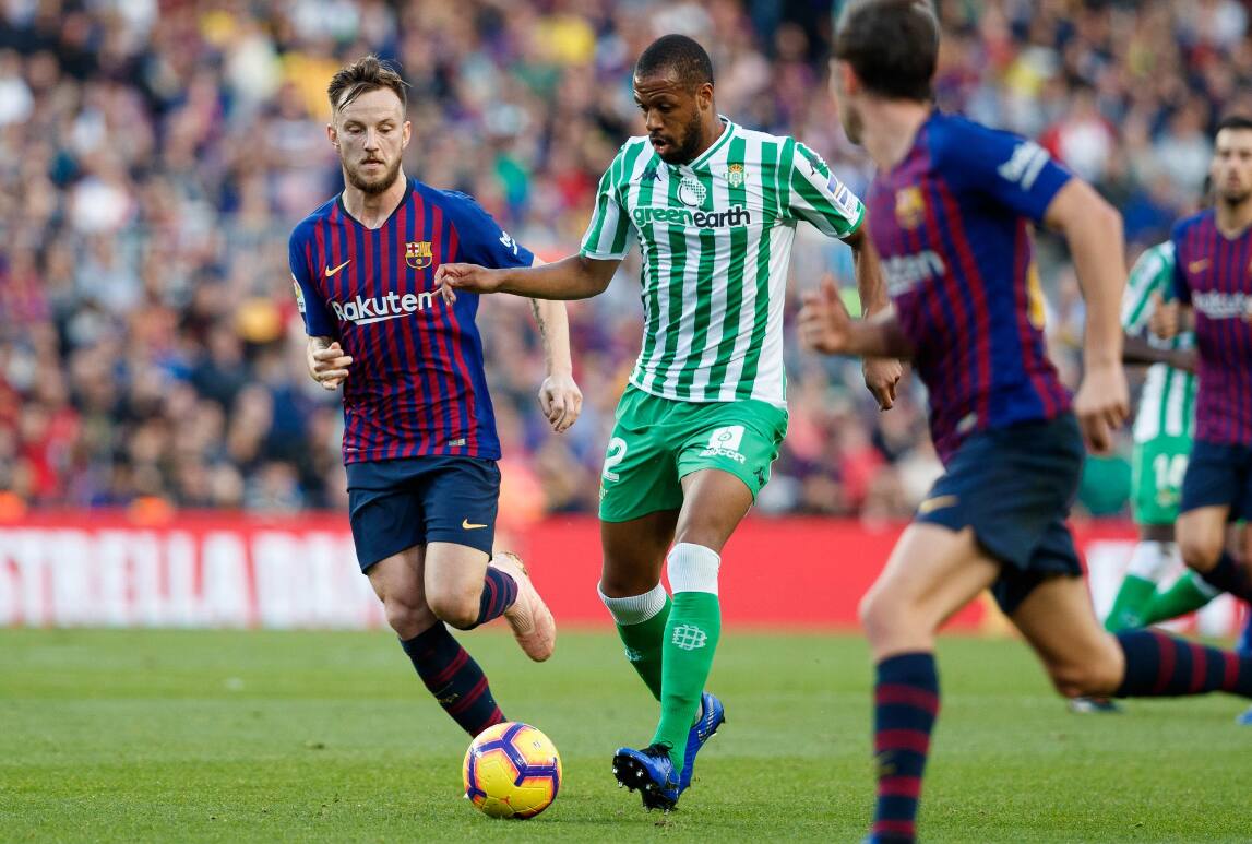 O time da casa contou até com gol de pênalti de Lionel Messi, recuperado de fratura no braço, e dois gols validados após análises do VAR no Camp Nou, mas saiu derrotado pelos visitantes