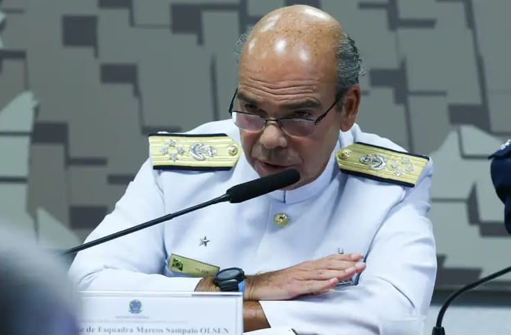 O comandante da Marinha, almirante Marcos Sampaio Olsen, vai depor como testemunha de defesa do almirante Almir Garnier Santos, ex-comandante da força