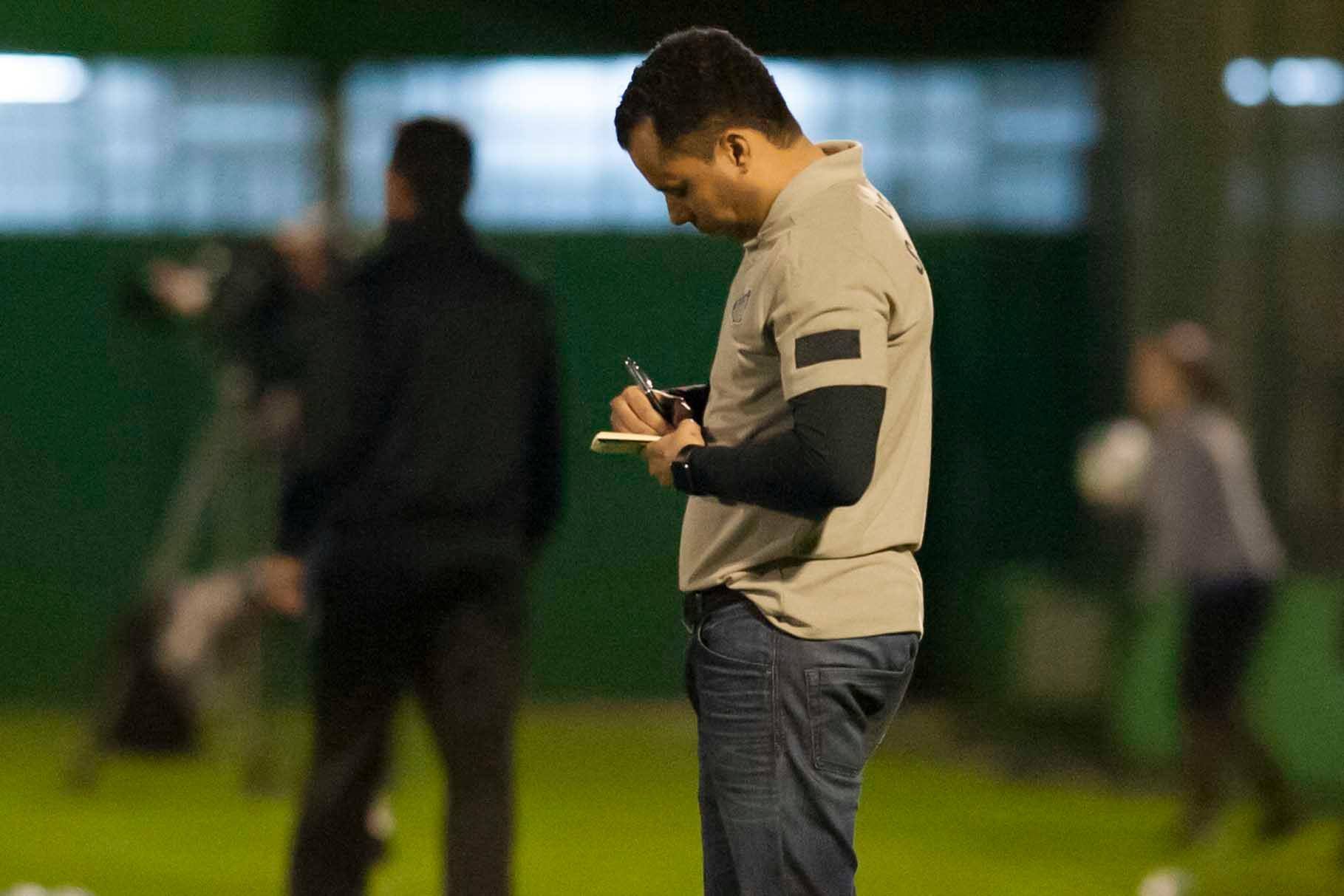 Jair Ventura foi demitido após o empate contra Chapecoense no último domingo (22)